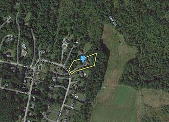 Carriage Dr, Red Hook, NY, 12571