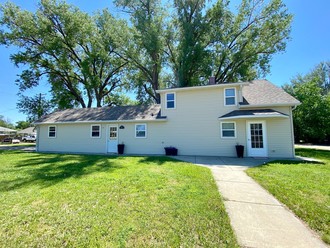 107 3rd St Sw, Bowman, ND, 58623