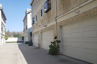 Huntington Dr, Duarte, CA, 91010