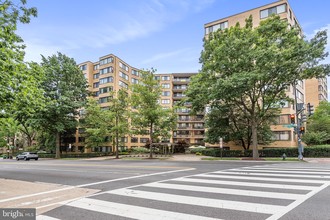 4740 Connecticut Ave Nw Apt 304, Washington, DC, 20008