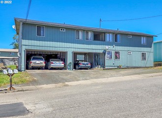 81 Sherry St, Winston, OR, 97496