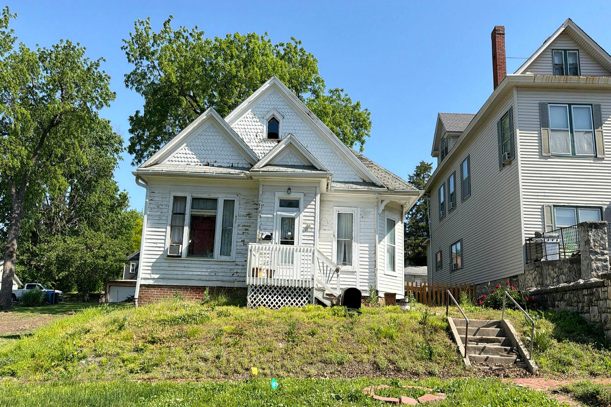 Main image