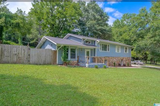 8945 Clayton Dr, Leeds, AL, 35094