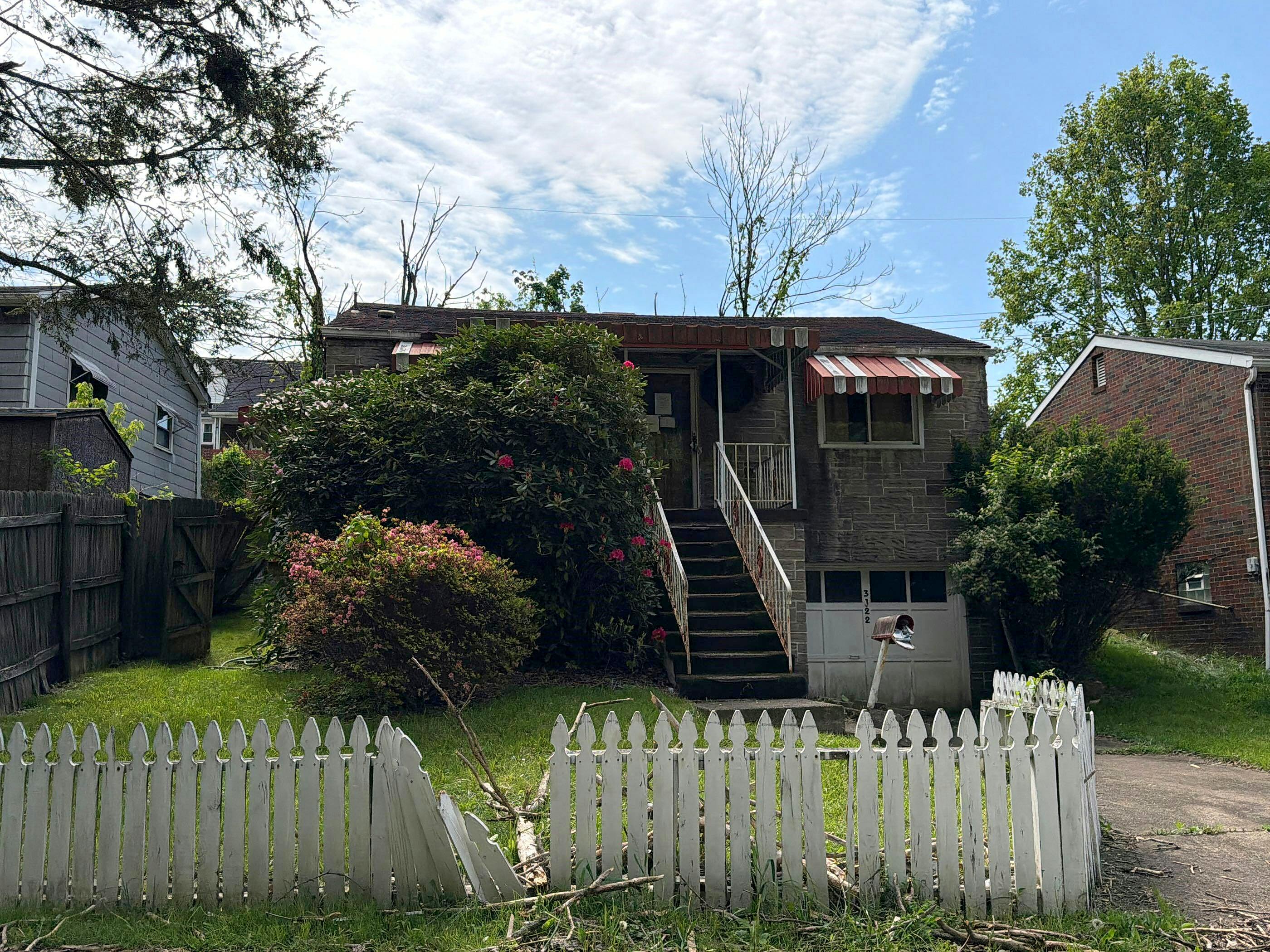 Main image