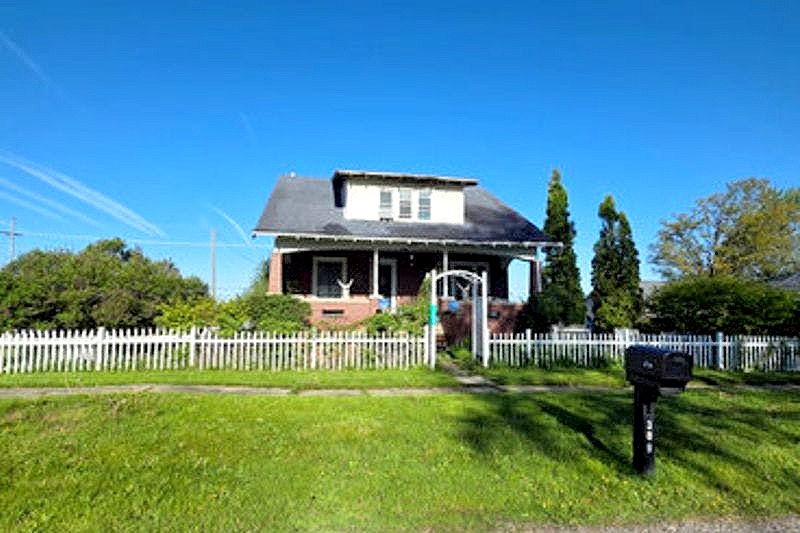 Main image