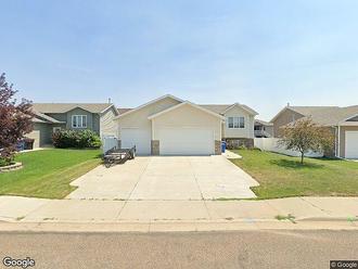 816 17th Ave E, Dickinson, ND, 58601