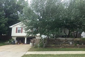 Ne Auburn Dr, Lees Summit, MO, 64086