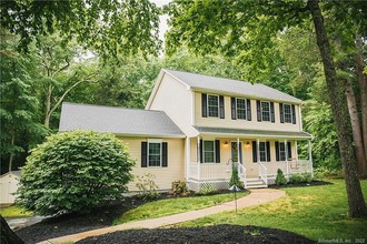 5 Laurel Dr, Dayville, CT, 06241