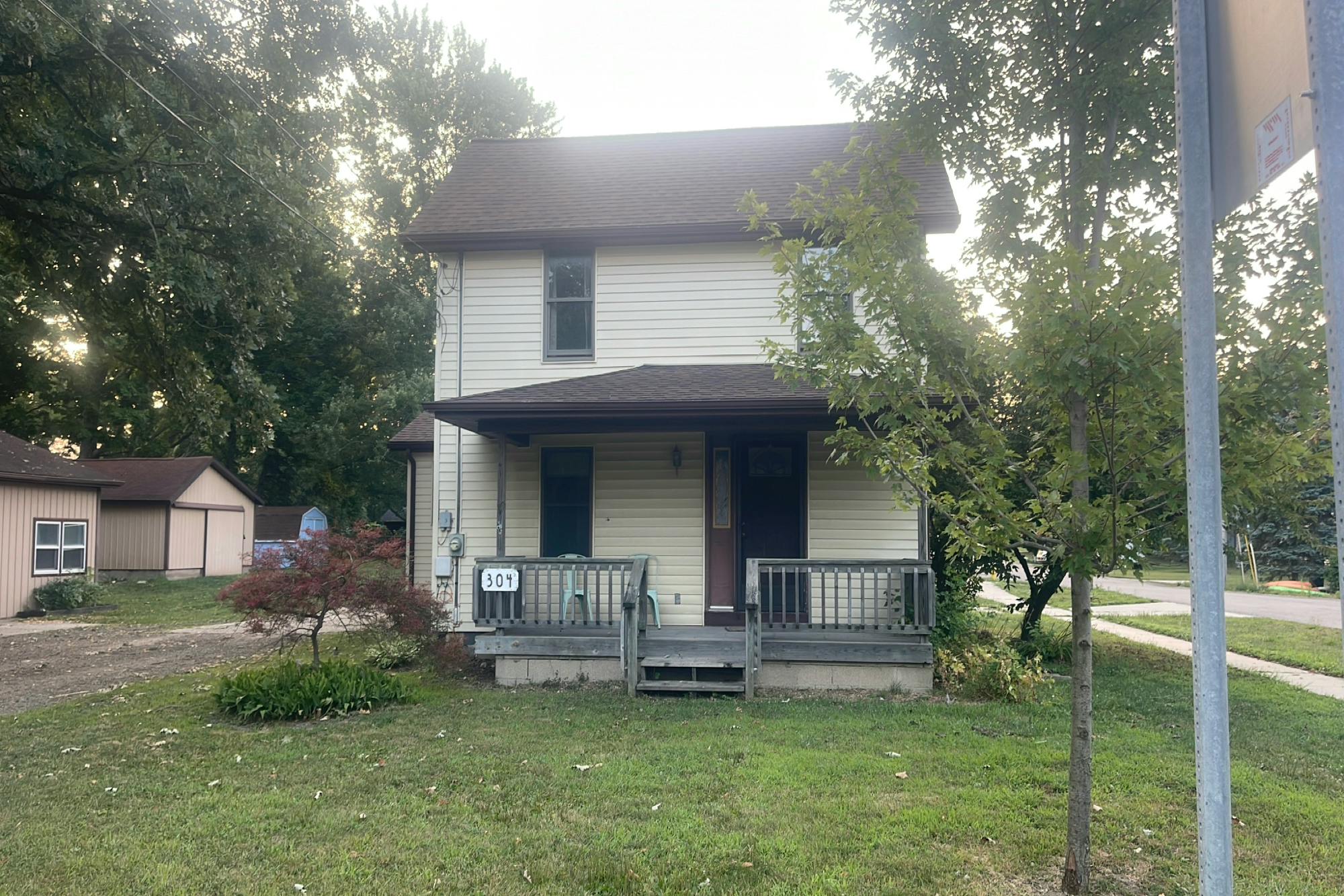 Main image