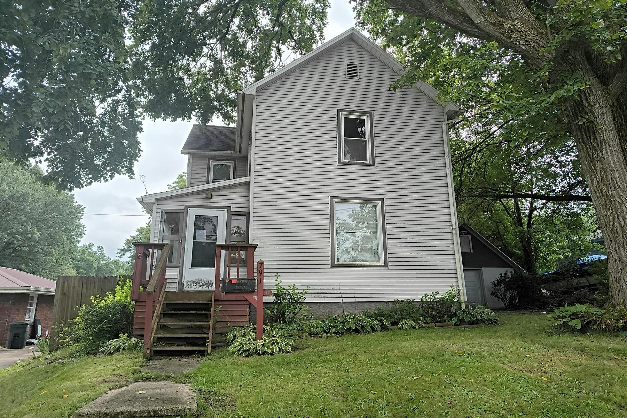Main image