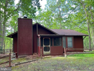 396 Moss Ln, Great Cacapon, WV, 25422