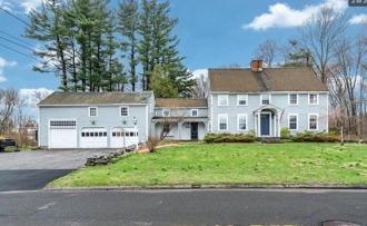 11 Boulevard, Newtown, CT, 06470