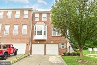 13128 Rose Petal Cir, Herndon, VA, 20171