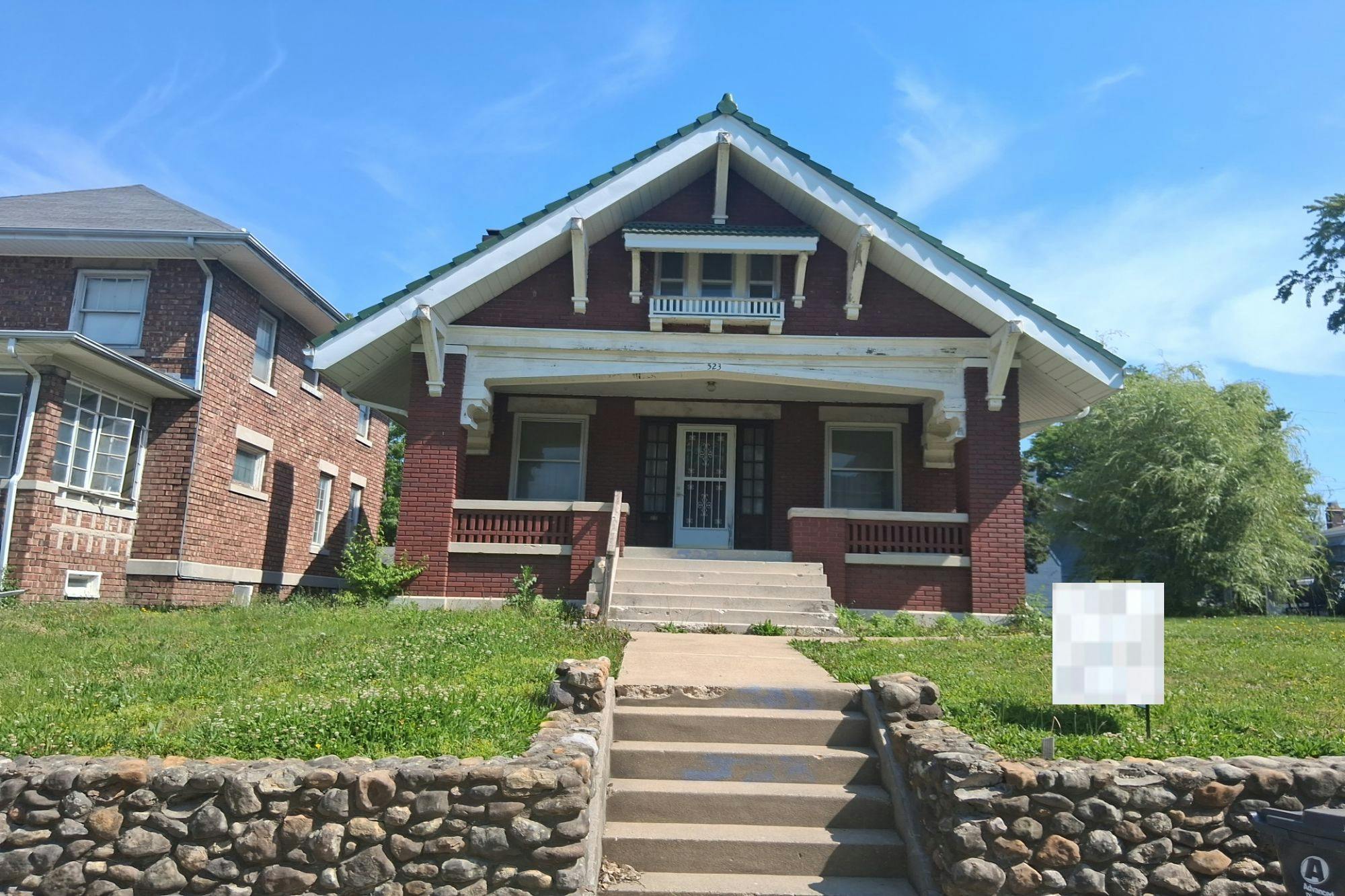 Main image