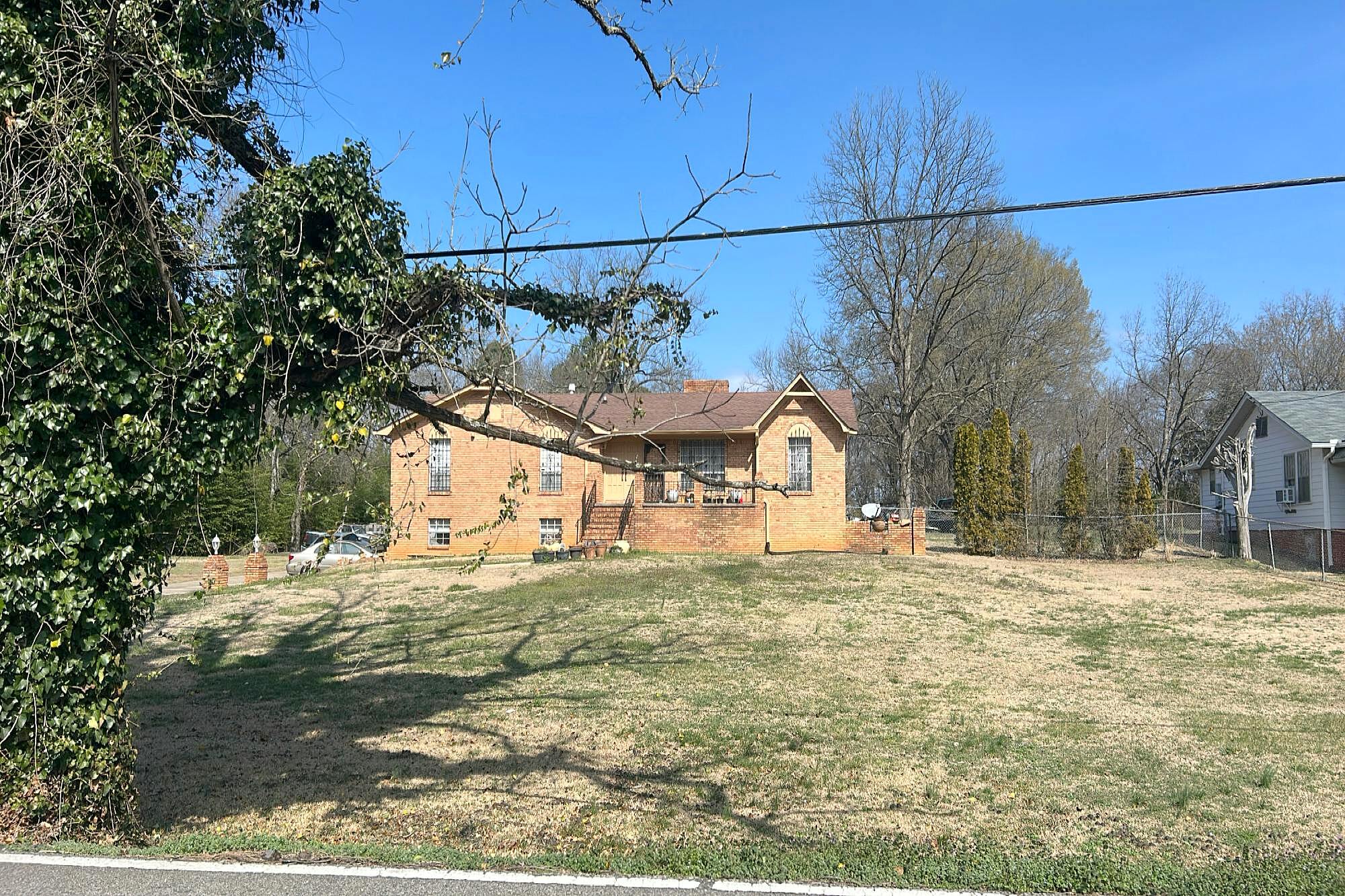 Main image