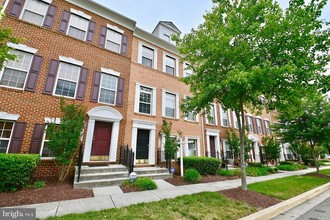 4328 Talmadge Cir, Suitland, MD, 20746