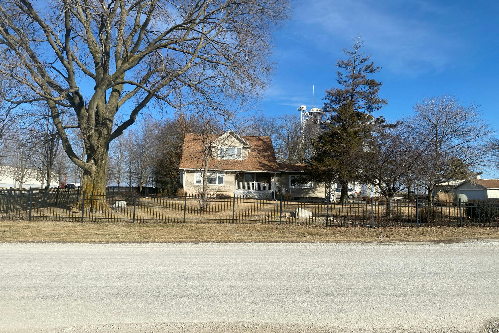 Main image