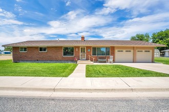 340 W 700 S, Lehi, UT, 84043