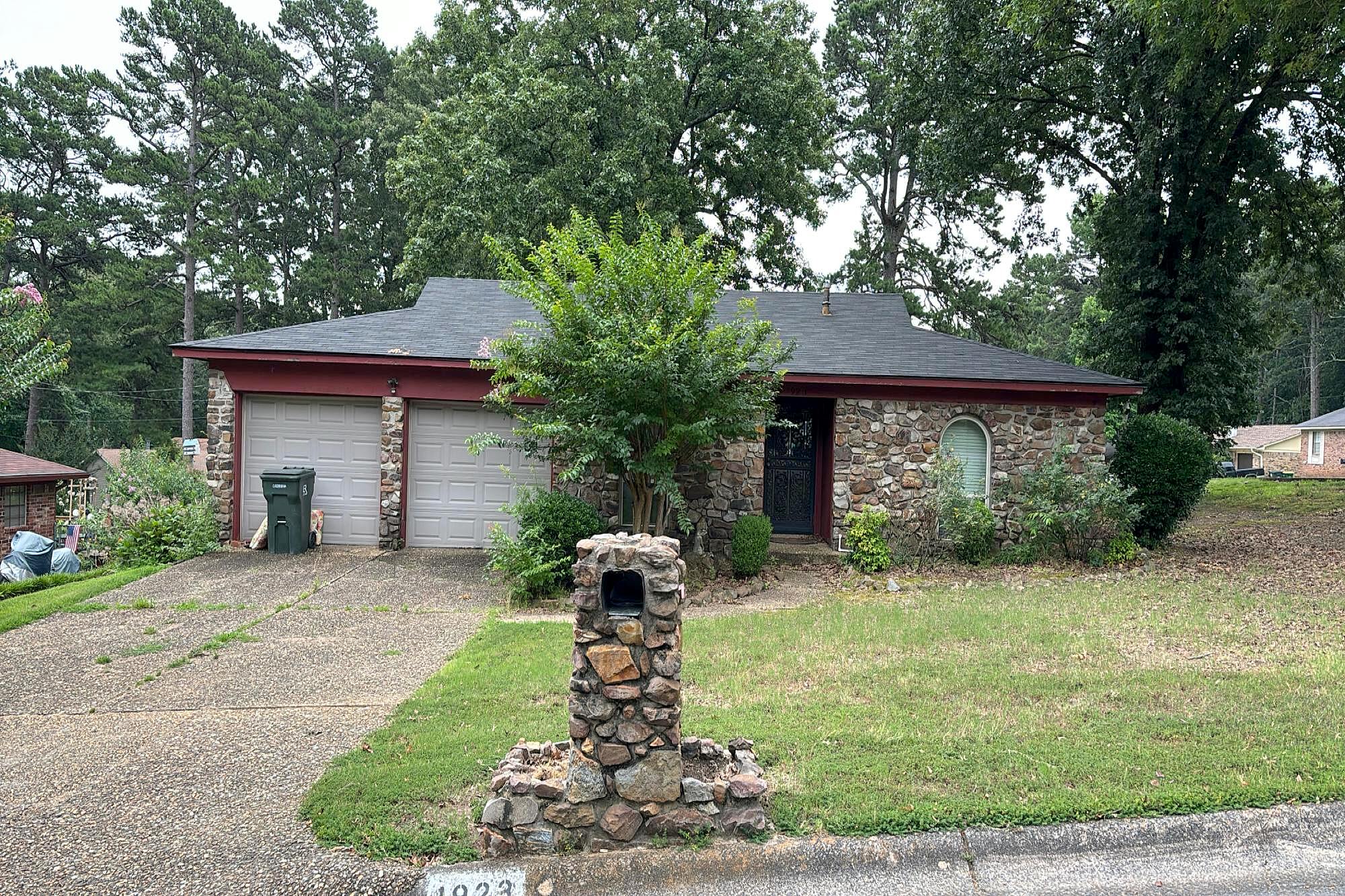 Main image