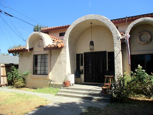 Main image