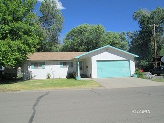 1030 N J St, Lakeview, OR, 97630