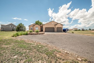 824 E Cordova Dr, Pueblo, CO, 81007