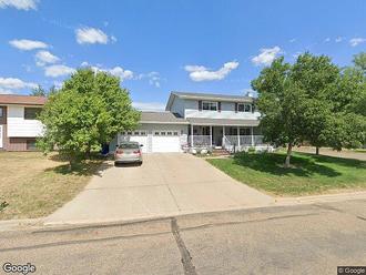 200 11th St Nw, Beulah, ND, 58523