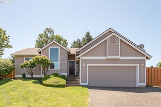 1294 Sw Royal Anne Ave, Troutdale, OR, 97060