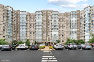 19375 Cypress Ridge Ter Unit 819, Lansdowne, VA, 20176