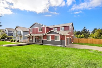 9696 Ne Kitsap St, Bainbridge Island, WA, 98110