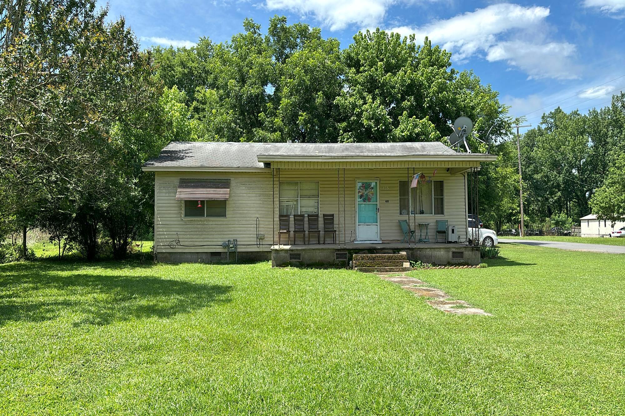 Main image