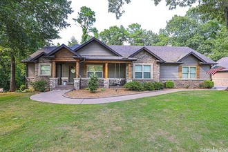 1329 Pinewood Cir, Benton, AR, 72019