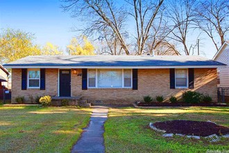 Healy St, North Little Rock, AR, 72117
