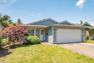 1223 Ne 69th Ave, Portland, OR, 97213
