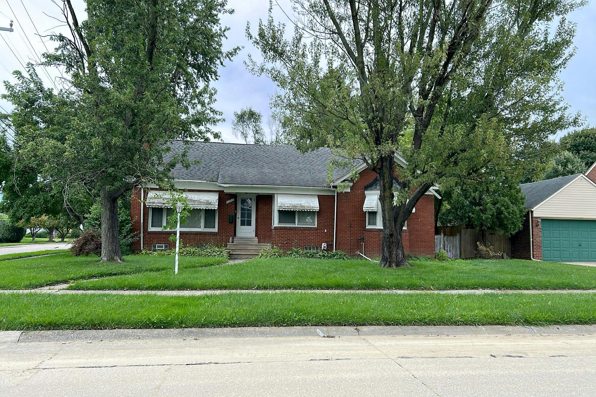 Main image