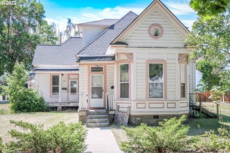 2303 1st St, Baker City, OR, 97814