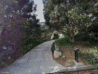 N Hillcrest Rd, Beverly Hills, CA, 90210