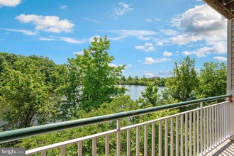 6545 Grange Ln Unit 303, Alexandria, VA, 22315