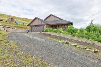 4743 Northwest Dr, The Dalles, OR, 97058