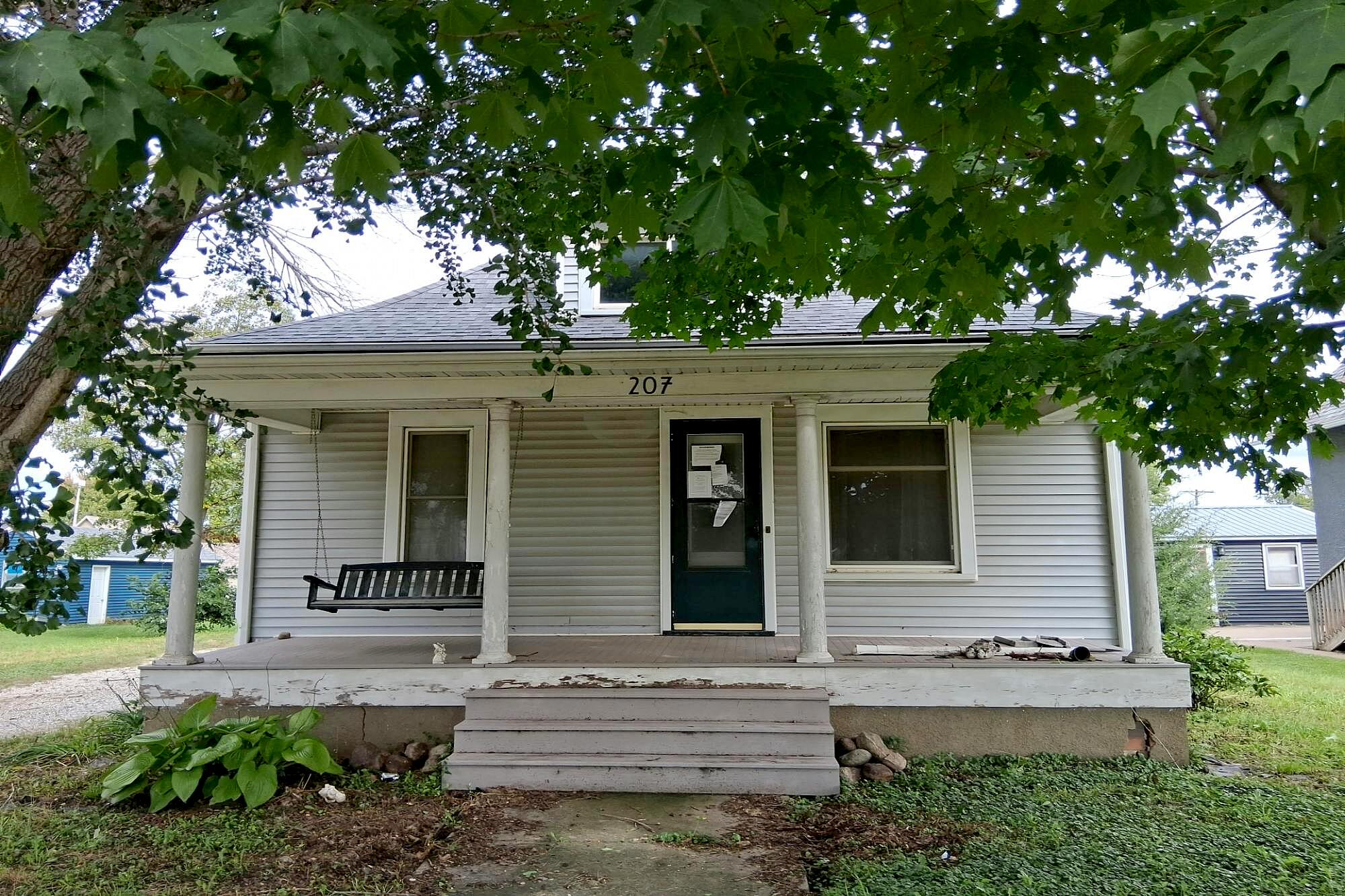 Main image