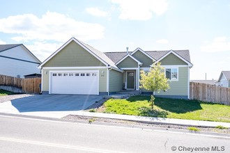 2002 Cedar Ave, Cheyenne, WY, 82007