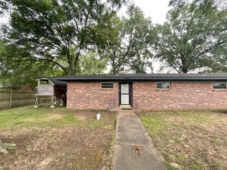 509 E 12th St, Russellville, AR, 72801