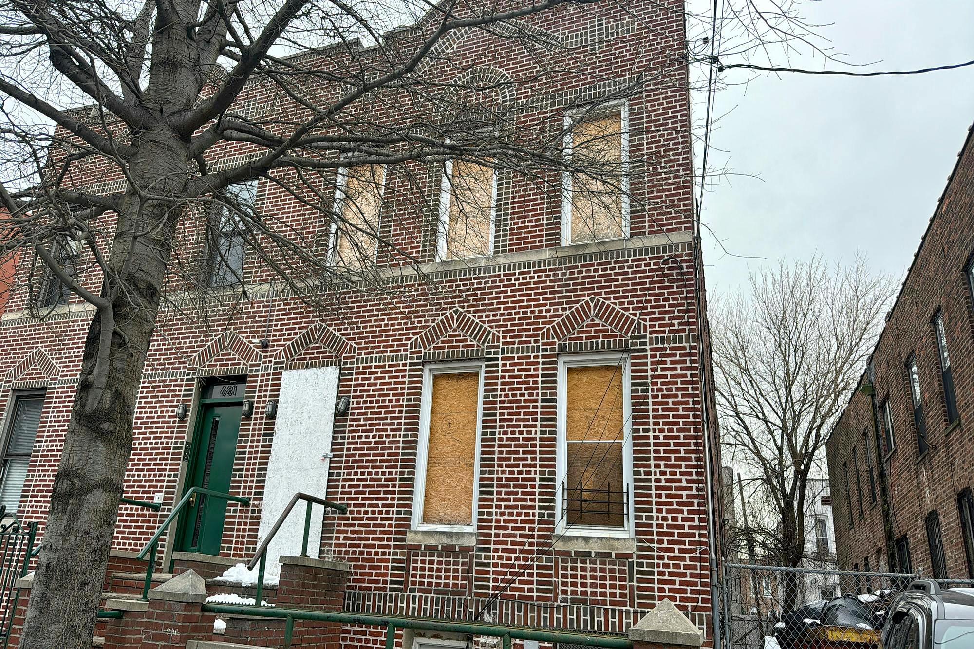 Main image