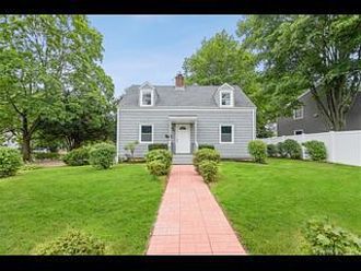Gaymoor Dr, Stamford, CT, 06907