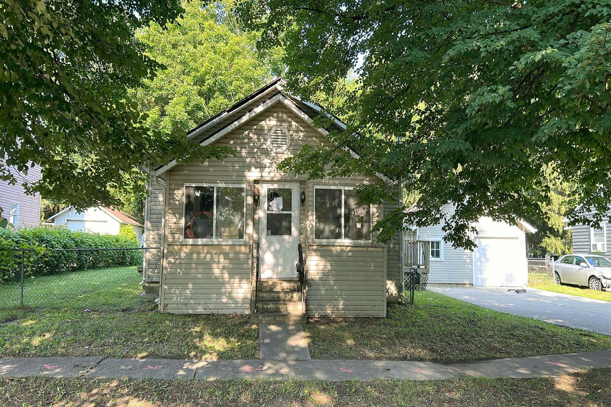 Main image
