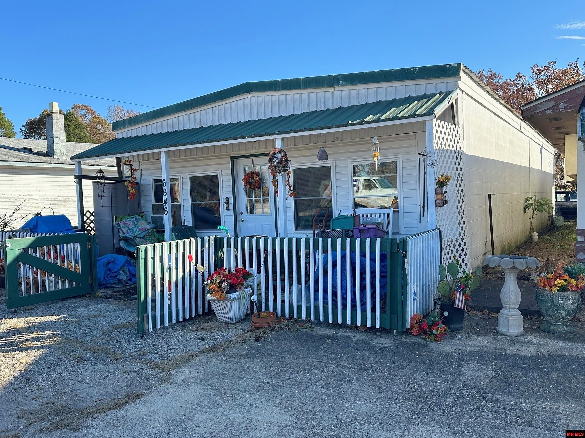 Main image