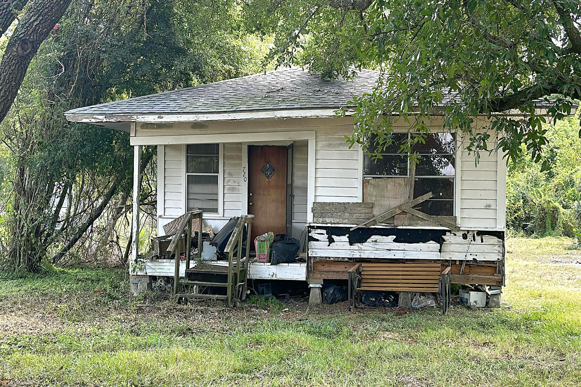 Main image