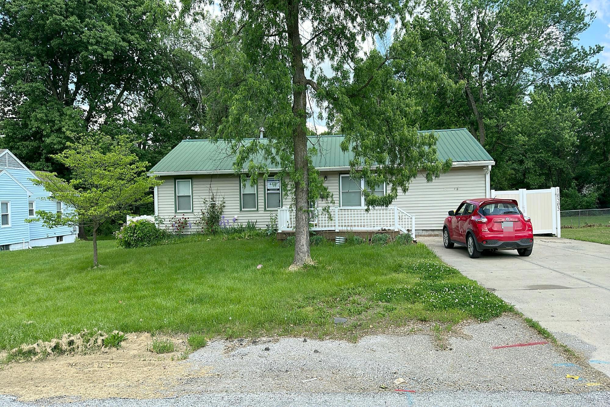 Main image
