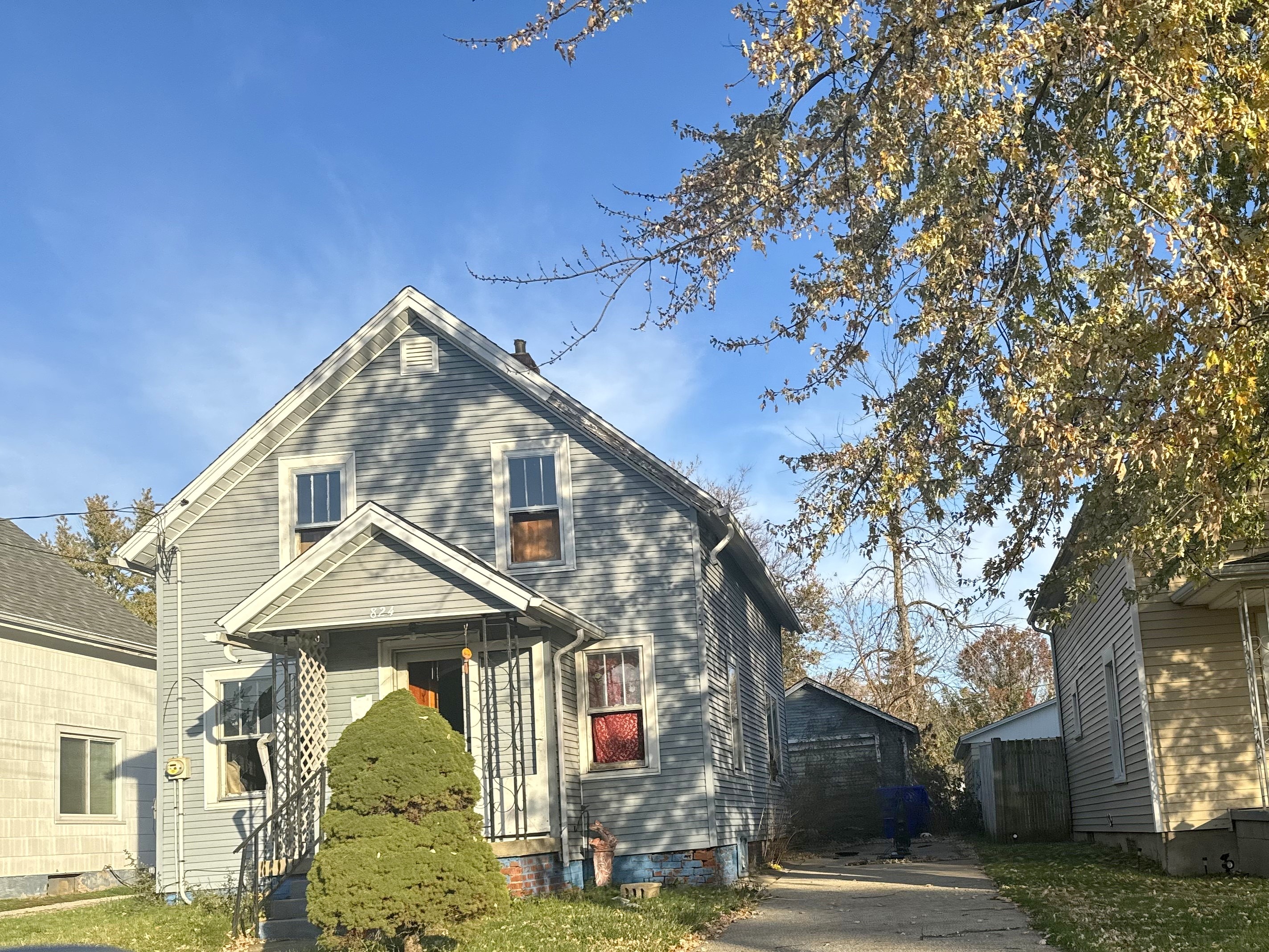 Main image