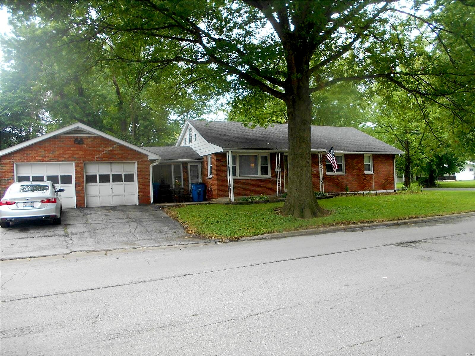 Main image